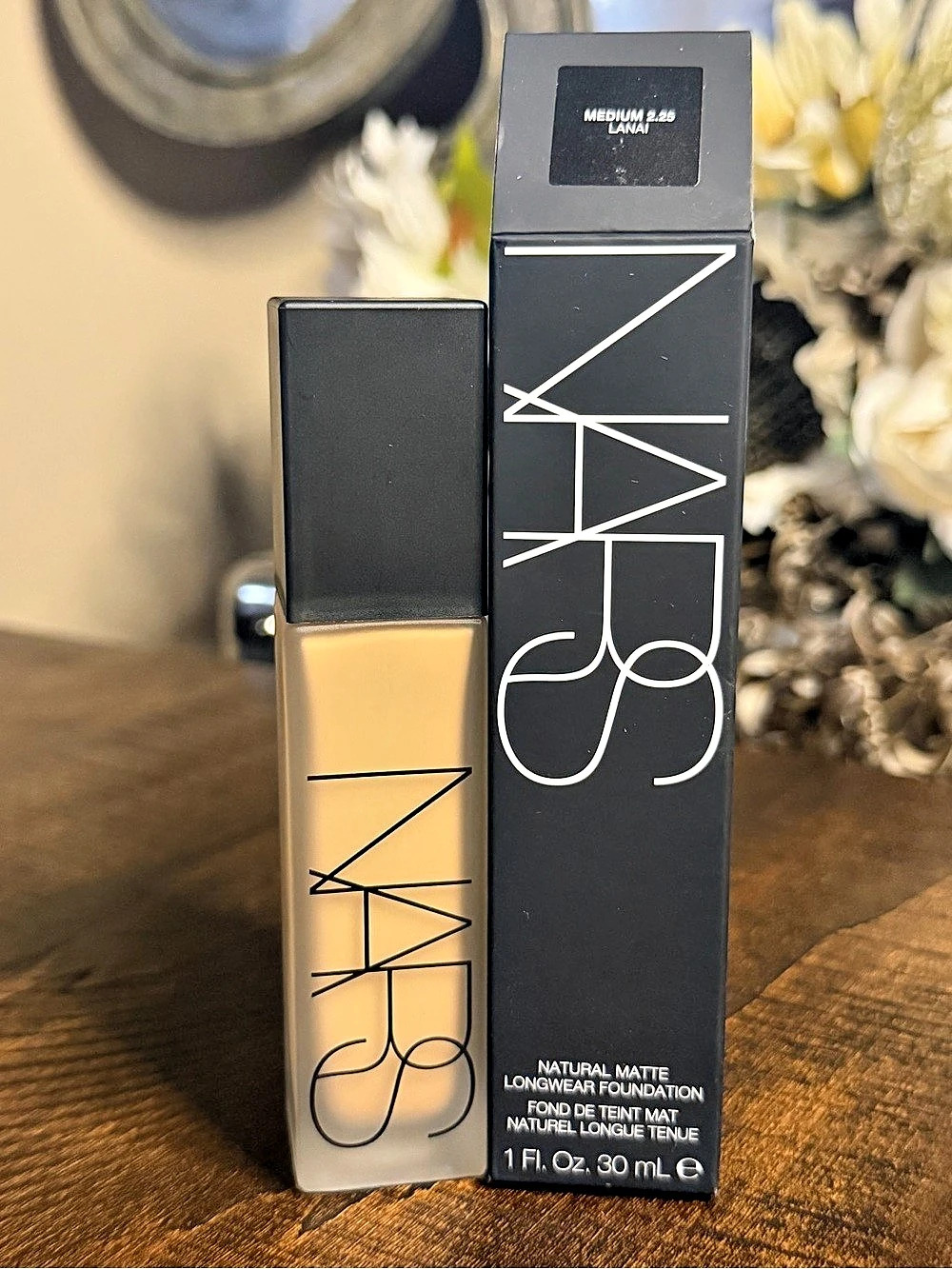 MED 2.25 Lanai-NARS Natural Matte Longwear Foundation